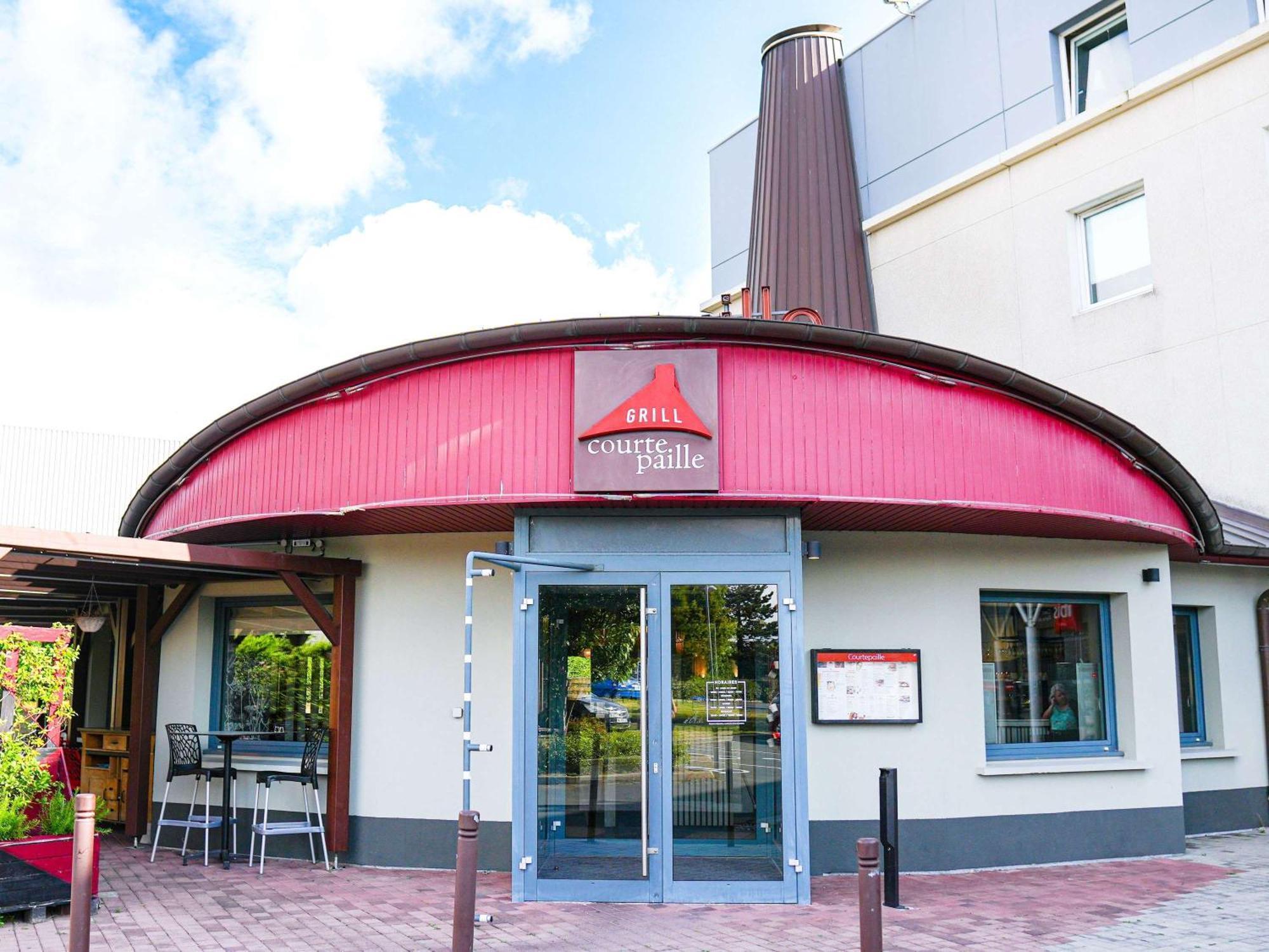Ibis Caen Porte De Bretagne Bretteville-sur-Odon Bagian luar foto